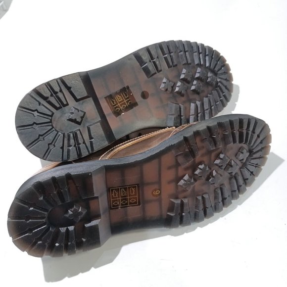 Cooperative metallic Wingtip Oxfords from Urban Outfitters - Picture 3 of 6